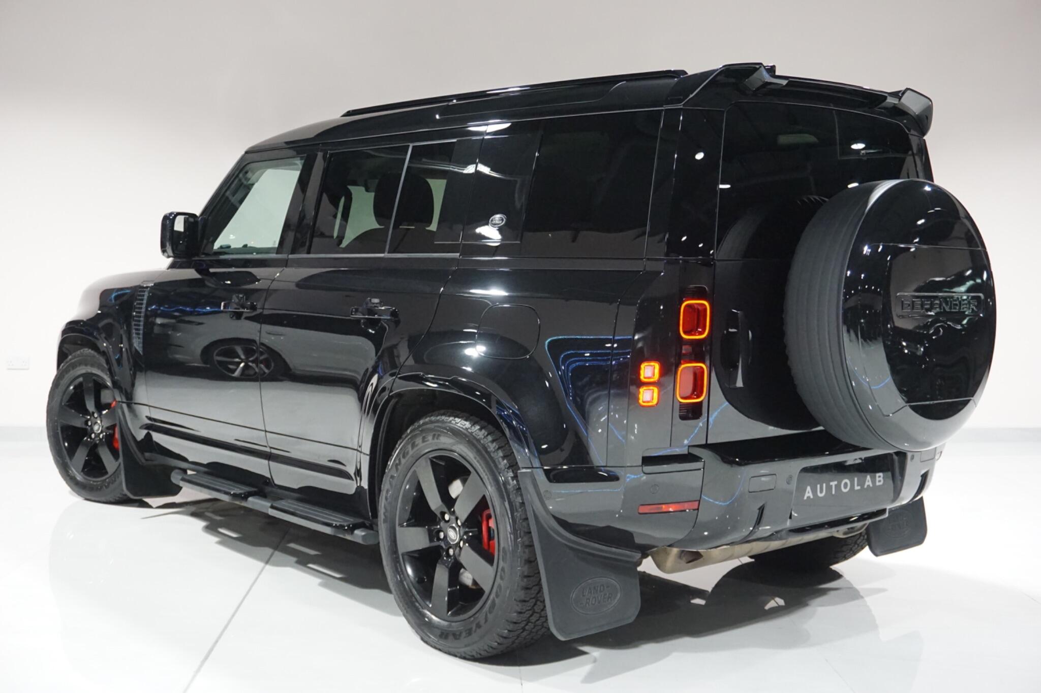 Land Rover Defender 110 2.0 P400e 15.4kWh XS Edition SUV 5dr Petrol Plug-in Hybrid Auto 4WD Euro 6 (s/s) (404 ps)